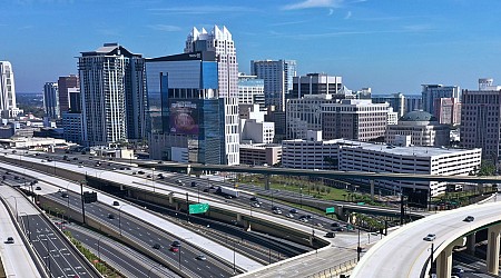 2 shot dead and 6 injured in downtown Orlando during Halloween celebrations