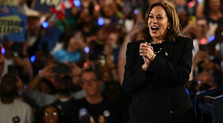 Kamala Harris' new lead in top Iowa poll could bode well for her in some key swing states