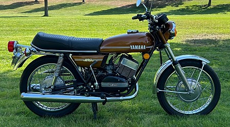 1974 Yamaha RD250 at No Reserve