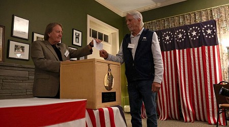 Dixville Notch, New Hampshire: Harris and Trump tie in midnight vote to kick off Election Day