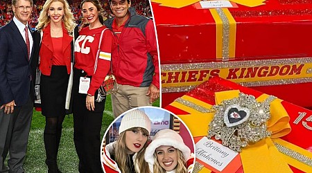 Taylor Swift, Brittany Mahomes gifted elaborate presents from Hunt family