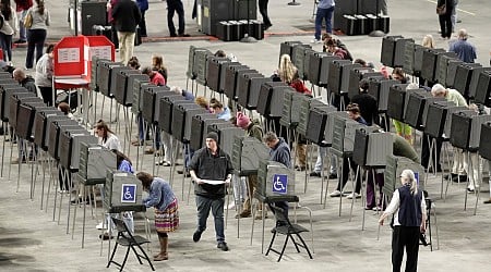 In Maine, voters give Trump a lone New England electoral vote