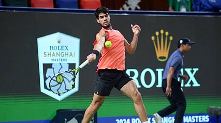 Horario y dónde ver en TV y online a Carlos Alcaraz ante Gael Monfils en octavos de final del ATP Shanghái 2024