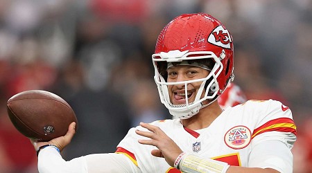 NFL Coach: Chiefs' Patrick Mahomes Has Been 'Elite' Despite League-Leading 9 INTs