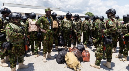 Haiti bandák éhező gyerekeket toboroznak a biztonsági erők elleni harcokhoz