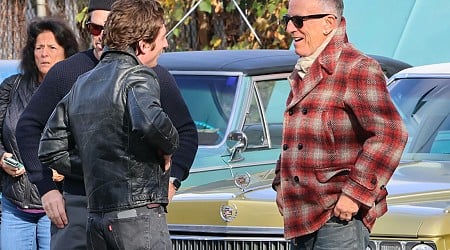 ‘Brilliant Disguise’: Bruce Springsteen Visits Jeremy Allen White on Biopic Set