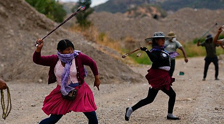 Bolivia, i sostenitori dell’ex presidente Evo Morales sequestrano 200 militari dell’esercito