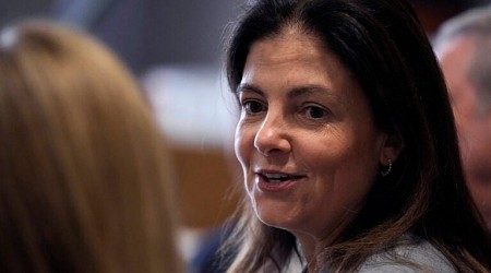 Ayotte tops Craig in New Hampshire governor’s race