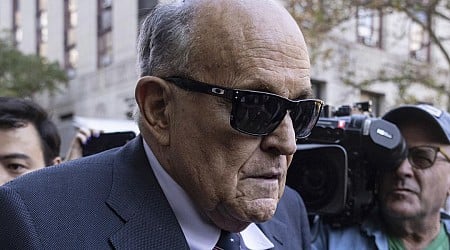 Judge Orders Giuliani to Hand Over Mercedes