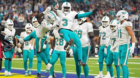 Miami Dolphins snap three-game skid with victory over the Los Angeles Rams