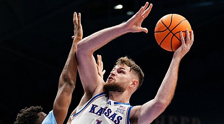 Kansas vs. Michigan State odds, prediction: 2024 college basketball picks, Nov. 12 best bets by proven model