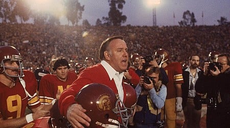 John Robinson, legendary USC and LA Rams coach, dies at 89