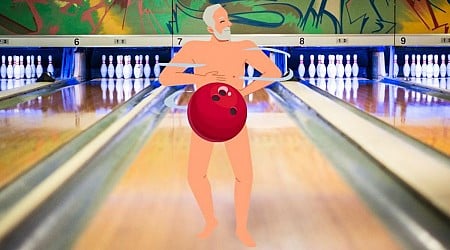 Illinois Bowling Alley Terrorized By Naked Grandpa