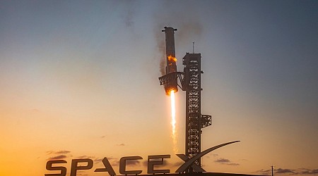 SpaceX Wants to Catch Starship’s Upper Stage With Giant ‘Chopsticks’ in 2025