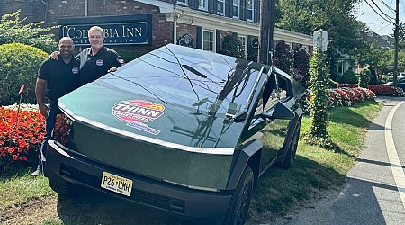 2 New Jersey restaurateurs turned a Cybertruck into a mobile pizza oven — and they want to cook for Elon Musk