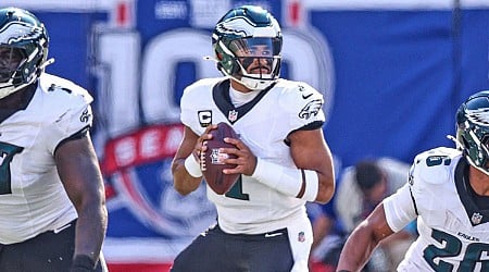 Eagles vs. Commanders odds, prediction, spread, time: Thursday Night Football picks by NFL model on 17-7 roll