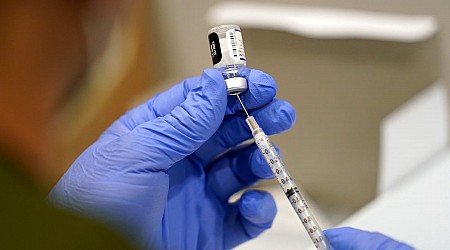 Wisconsin health officials encourage respiratory virus vaccines before the holidays