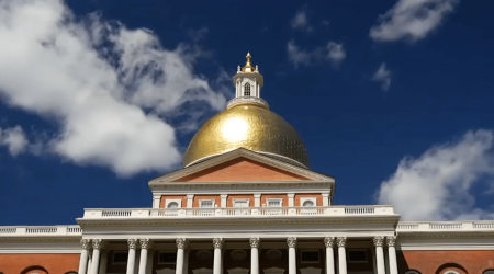 Mass. Legislature sends clean energy accord to Healey