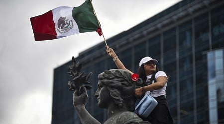 Mexico's Credit Outlook Downgraded to Negative by Moody's