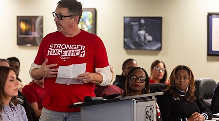 South Suburban College union faculty authorize strike