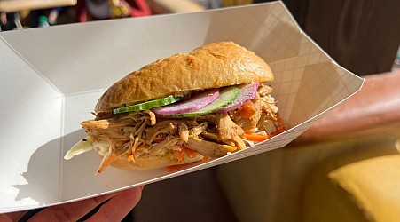 Pan con Pollo Review