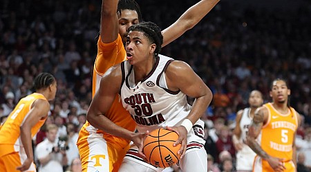 Gamecocks Drop First Road Game of Season at No. 16/16 Indiana