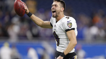 Calls Mount for Justin Tucker to ‘Retire’ as Ravens Kicker Botches 47-YD Field Goal After Derrick Henry’s Fumble vs. Steelers