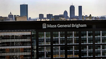 Nearly 300 primary care doctors at Mass General Brigham take steps to unionize