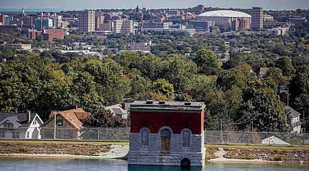 Syracuse residents and activists demand action over lead in the water