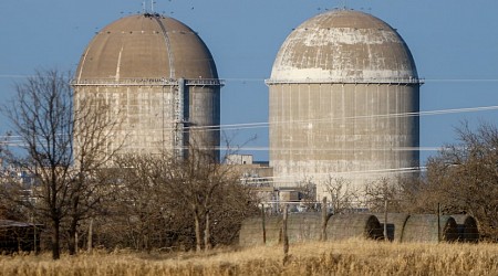 Gov. Greg Abbott wants to make Texas ‘No. 1 in advanced nuclear power’