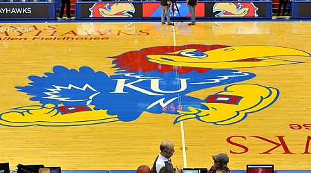 Kansas remains No. 1 in AP Top 25 hoops poll; Purdue up to 6