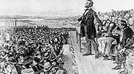 Today in History: Lincoln delivers Gettysburg Address