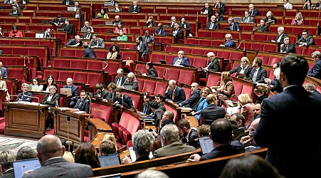 Budget 2025 : les débats des députés loin d’être bouclés, vers un report du vote à l’Assemblée