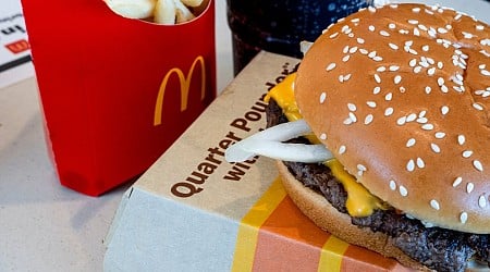 Fast Food Chains Are Pulling Their Onions in the Wake of McDonald’s E. Coli Outbreak