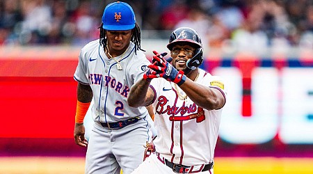 Soler traded from Braves to Angels for Canning