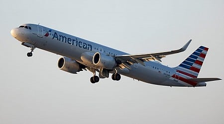 American Airlines Flight Nearly Crashes Into Mountain In Hawaii