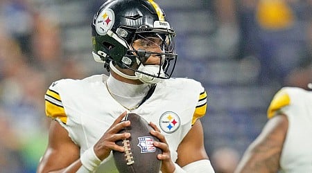 Steelers OC says Justin Fields is a 'premium starter in this league,' despite team starting Russell Wilson