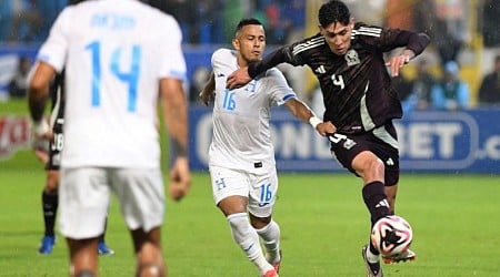 2-0. Honduras vence a México con doblete de Luis Palma