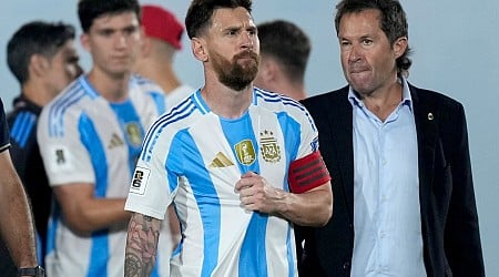 Fußball: Niederlage für den Weltmeister: Messi sauer auf Referee