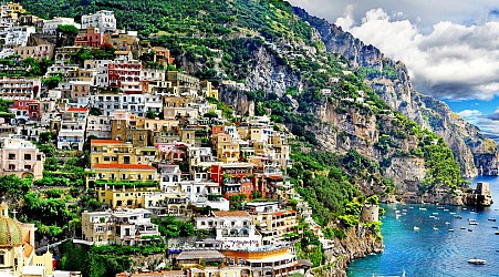 Mettre les voiles en Italie méridionale : Amalfi, un balcon sur la mer