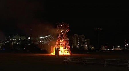 USC hosts annual Tiger Burn ahead of much-anticipated Palmetto Bowl