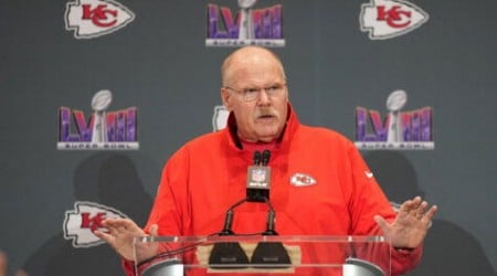 $16M Chiefs Star Sends Strong Message as Andy Reid Confirms Injury Status for Patrick Mahomes’ ‘Sparkplug’ Weapon