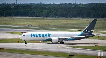 Vancouver airport works to move damaged Amazon Air cargo jet