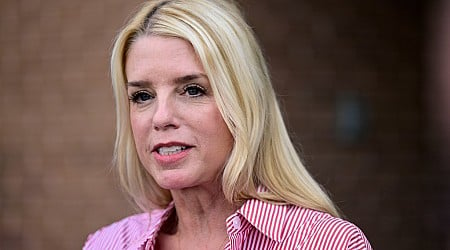 Trump chooses Pam Bondi for attorney general after Gaetz withdraws