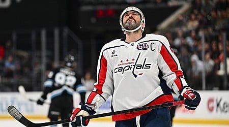 Capitals star Alex Ovechkin expected to miss 4-6 weeks with fractured left fibula