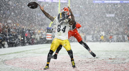 Browns top Steelers in snow; previewing crucial week in NFL, college football; top 2025 QB flips commitment