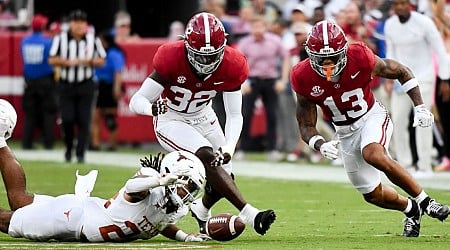 Alabama LB Deontae Lawson ruled out with lower body injury