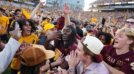 Chaos erupts as No. 21 Arizona State upsets No. 14 BYU