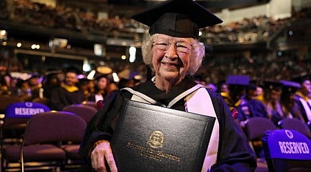 90-year-old great-grandmother graduates from New Hampshire college 50 years after finishing degree