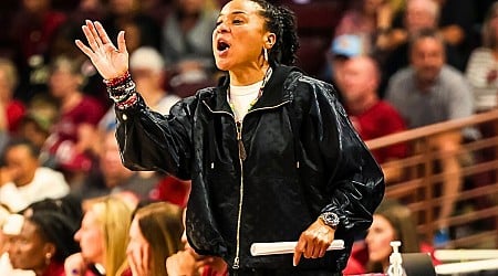 Dispute Erupts As Dawn Staley’s Decision Against South Carolina’s Guard Leaves Fans Divided in UCLA Defeat